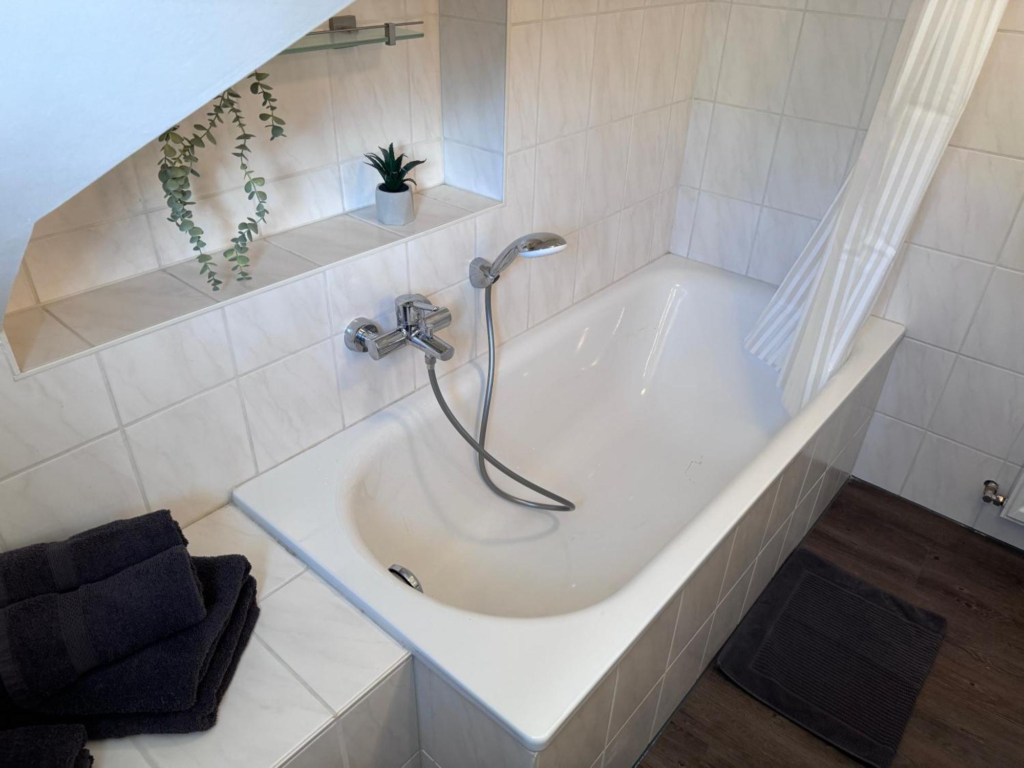Ferienwohnung Direkt An Der Mosel Im Zentrum Von Zell Exteriör bild