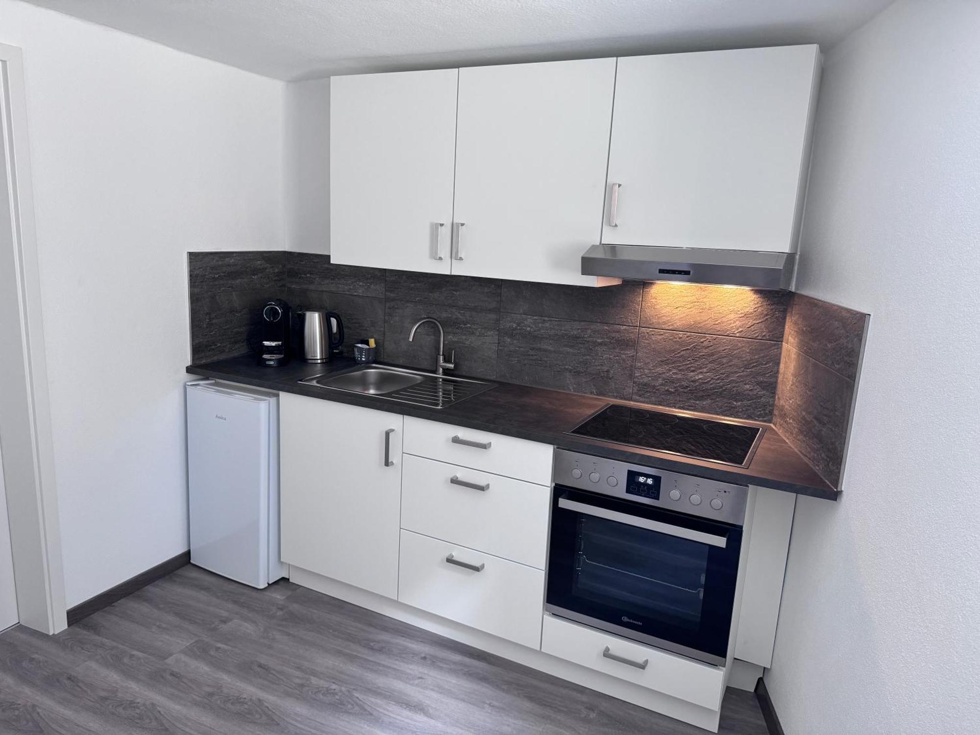 Ferienwohnung Direkt An Der Mosel Im Zentrum Von Zell Exteriör bild